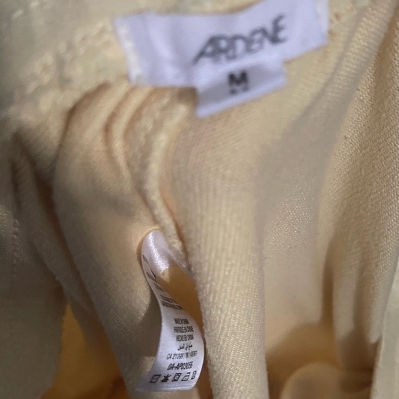 ⭐️Free with purchase Ardene shorts​​​ - Picture 3 of 3